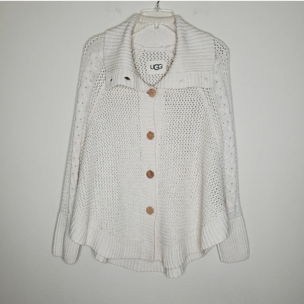 UGG Maribeth White Button Front Ribbed Cable Knit Wool Cape Cardigan Sweater